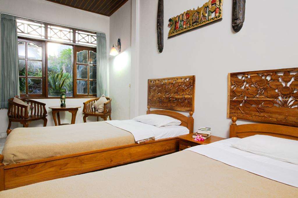 Wisma tamu Agung And Sue Watering Hole I Sanur (Bali)